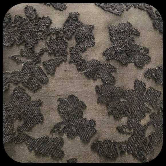 DEX || Beautiful Slightly-Transparent Black Top (SIZE M) - Picture 5 of 6